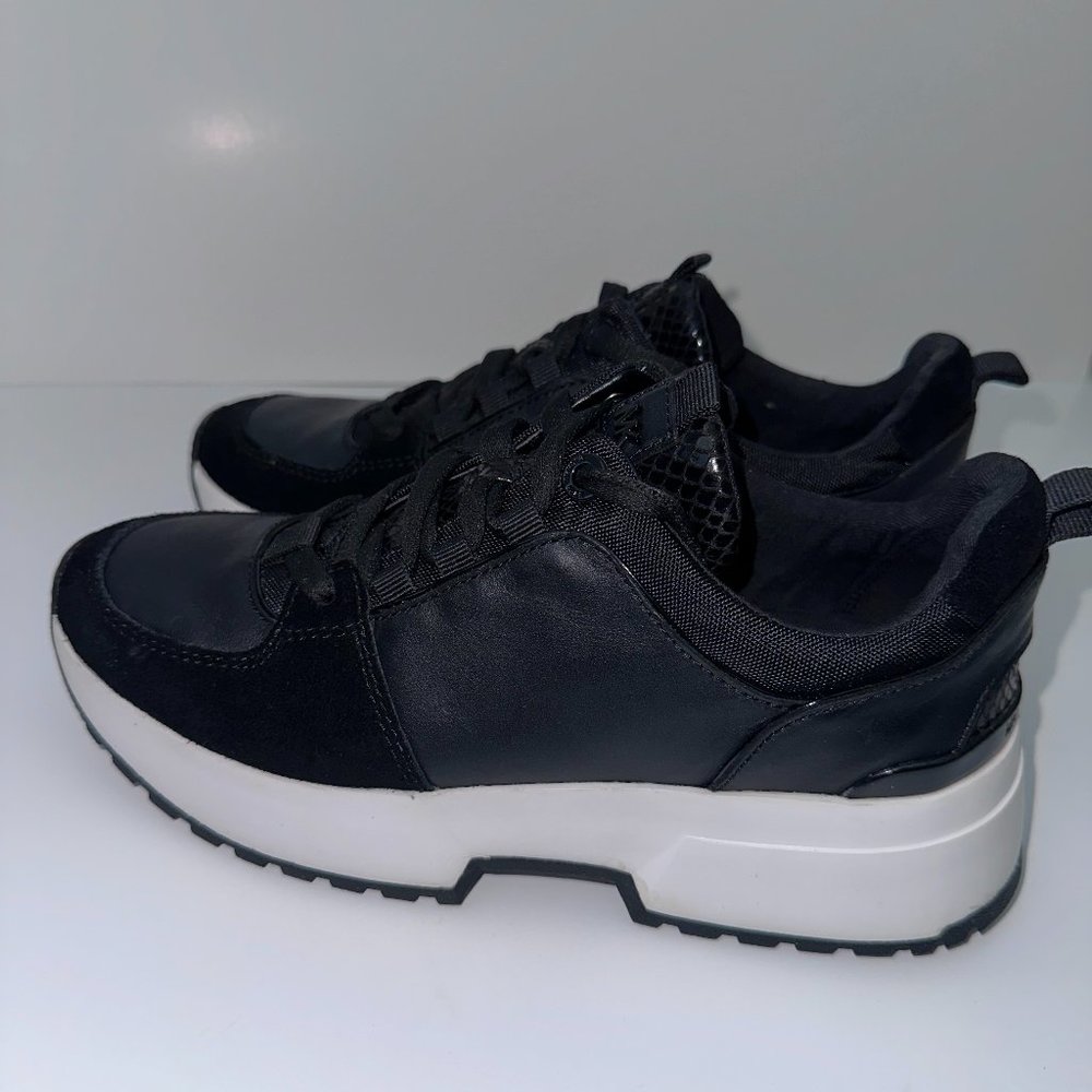 Michael Michael Kors Black and white women sneakers